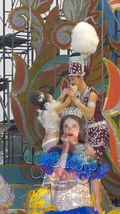 358K views · 7.6K reactions | ลิงน้อยอ๊ะอายป่วนเวทีวันนี้ วิ่งทาแป้งพี่ๆหมอลำจนครบทุกคนเลย5555+ พ่อจ๋ำก็ยังโดน จนพ่อจำได้ตั้งฉายาให้ใหม่ #น้องอ๊ะอาย #มาดามอ๊ะอาย #สกุณาพร | เดอะกิ๊ก Studio | Facebook