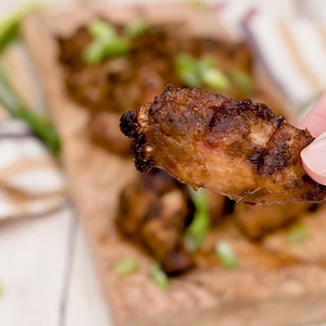 722K views · 4.3K reactions | My only regret is not having traditional pimento wood for smoking these SMOKED JERK CHICKEN WINGS! RECIPE HERE: https://heygrillhey.com/smoky-and-spicy-jerk-chicken-wings/ | Backyard BBQ | Facebook