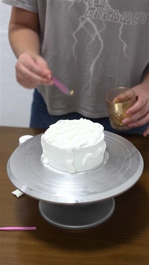 Mini Cake Decoration Tutorial | Easy & Delicious Dessert Ideas 🍰 #Shorts