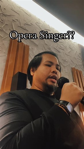 Side Quest…. #gig #operasinger #notopera #contemporary