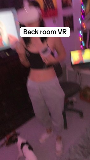 Hilarious VR Experience: Funny Moments and Reactions