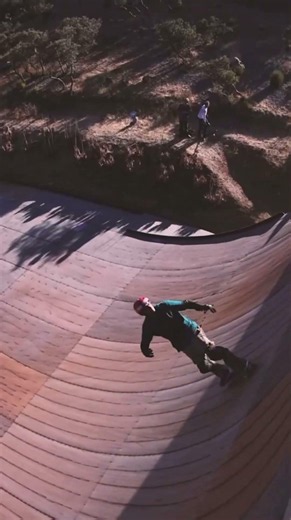Gravity’less Moment on the Skateboard