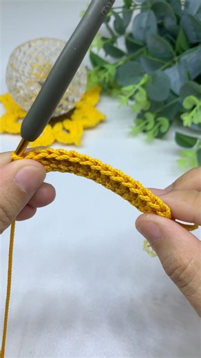 👉 Double Crochet Made Easy – Use It for Cute Projects! #crochet #howtocrochet #crochetforbeginners
