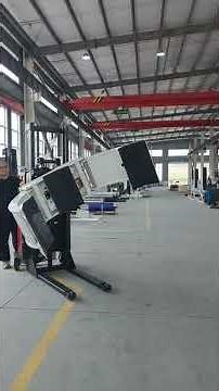 Watch SINOLIFT CDD0515AF in Action: Double-Arm Clamp Truck for Heavy-Duty Round Load Handling