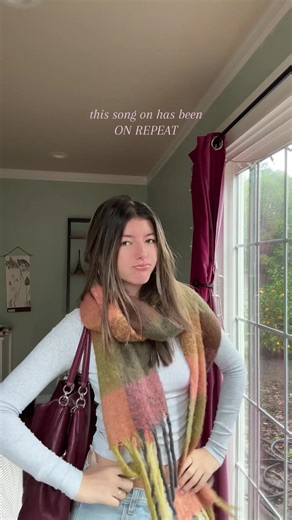 Nostalgic Vibes: Living in the 80s Today