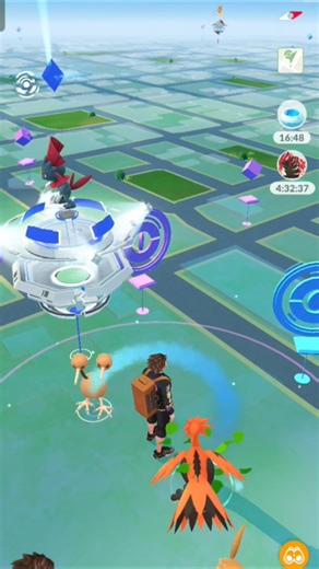 no way shiny galarian zapdos fled? 🤔#viralshort #pokemongo #viral