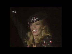 1979.02.10 AMANDA LEAR Run baby run, Lili Marleen, Fashion pack APLAUSO