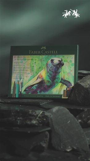 Faber-Castell Deutschland on Instagram: "Watercolour x Tusche - next level: 💙 Das perfekte Set für kräftige Konturen und sanfte Aquarellverläufe fasst 32 Albrecht Dürer Aquarellstifte, 4 Pitt Artist Pens und einen Pinsel. Schon entdeckt? 🦭 ​ #FaberCastell #AlbrechtDuerer #PittArtistPen #GiftSet"