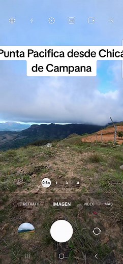 Vista impresionante de Punta Pacífica desde Chica de Campana