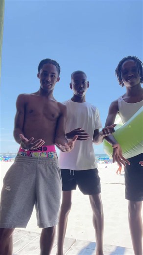 Day 2 in Florida😁😁 #fyp #viral #zydariuss @LuhhTrell👾 @ohthatsty | zydariuss