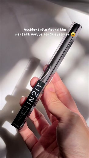 Midnight Black Matte Eyeliner Review | Affordable In2It Eyeliner