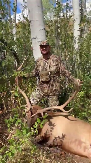 Once of life time hunt. happy that I could kill this 340 inch bull
