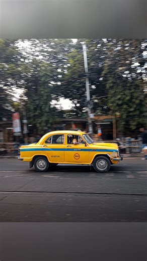 ❤️🖤ᒎι𝐭᭄ Ｓ𝐀ϻⒶ𝓝Ｔᗩ🖤❤️ on Instagram: "Creative Photography | Tips & Tricks with Phone using Pro Mode 📸 | Mobile Photography Hacks 🔥 Follow 👉 @guruji__clicks for more photography tutorial 🌿 ISO: 50/100 Shutter: 1/30-50 Focus: 1.00 WB: 5500 #nature #photography #tipsandtrick #viral #explore @snapdragonofficial"