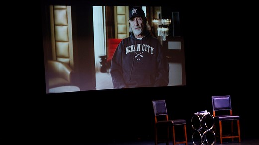 Oak Ridge Boys' Richard Sterban shares memories of working with Elvis: 'He was a special person'