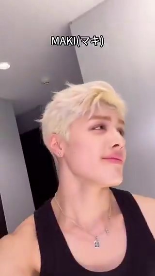 ㅎㄹㅈ ㅇㅂ ㅌㅇㅌ 반응 모니터링 하긴하나봐 데뷔 4년차인데 자기소개서 주는거보니