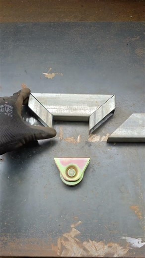 How to install sliding gate wheels #shortvideo #ytshort