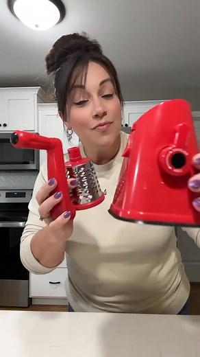 1.5K reactions · 183 shares | This 5-in-1 hand-crank food chopper slices, dices, and chops with ease! Perfect for quick meal prep and versatile kitchen use.殺 | Holiday Grab-USA | Facebook