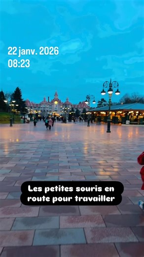 Fred Only on Instagram: "En route pour une nouvelle semaine Au programme, RC racer et Cars Road Trip jusque lundi. Off mardi et mercredi ☺️ #nofilter #instapic #instaphoto #gay #gays #sport #gaylife #gaysingle #gaylife #gayfrance #gayfun #gaymeet #gaybody #gaybeard #gaybearded #workout #france #gaytravel #voyage #discover #picoftheday #gaybeardedman #paris #disneyland"