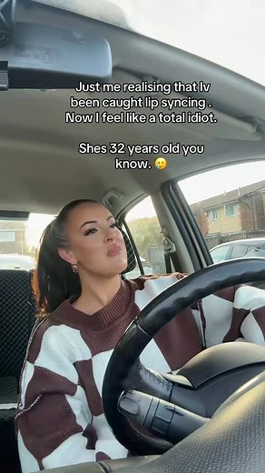 Not my passenger window exposing me 😭… Imagine being 32 and still getting caught lip syncing in the car. Couldn’t be me… except it is ✋🏻#relatable | LornaJadedigital