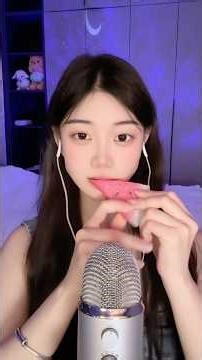 Refreshing Watermelon Eating ASMR | Juicy Bites & Sweet Summer Vibes🍉