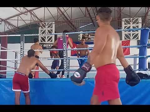 Gimnasio de boxeo Roberto Balado #boxing #mma #boxeocubano #cfl Yoan Peña 🇨🇺 Esparring