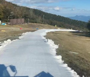 8.8K views · 54 reactions | First ski resort in Japan to open for the season! Lots of snowmaking & some grooming & Yeti Snow Resort Fuji is good to go for tomorrow ❄️ #whiteribbonofdeath #notjapow  | www.powderhounds.com | Facebook