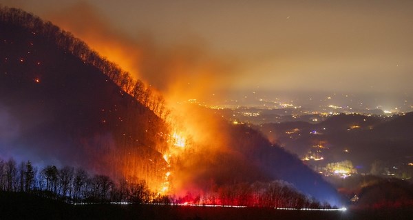 PHOTOS: 256-acre wildfire near Appalachian Trail in western North Carolina now 100% contained