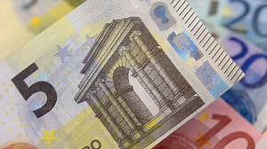 Hat Ihr 5-Euro-Schein diese Seriennummer, dann könnte er Zehntausende Euro wert sein