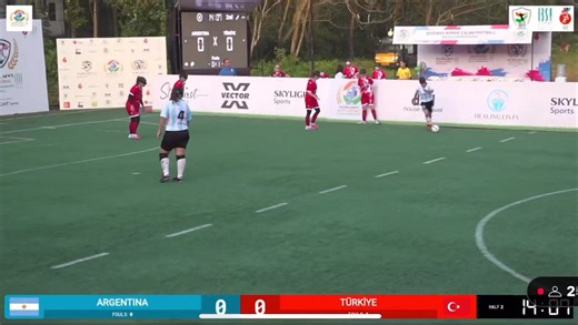 ¡Gooooool de nuestra capitana, Gracia Sosa! A pura garra y precisión, faltando 14 minutos para el cierre del partido, rompió el cero y puso en ventaja a la Argentina ante Turquía. 🇦🇷 Argentina 1 - 0 Turquía 🇹🇷 💙🤍💙 ¡Vamos Las Murciélagas, vamos Argentina! ⚽️🦇💪🏻⭐️ IBSA Blind Football | Federación Argentina de Deportes para Ciegos