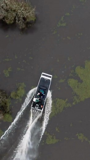 Come enjoy a unique Florida experience at Boggy Creek Airboat Adventures. Here, you’ll discover all that Florida has to offer, including exclusive tours of the swamp, Native American insights, and much more! 🐊 #BoggyCreek #Airboat #Adventures #FloridaBBQ #BoggyBottomBBQ #BoggyCreekAirboatAdventures #Orlando #ThingsToDoInOrlando #Florida #OrlandoFL #OrlandoFlorida #FloridaExperiences #DiscoverFlorida | Boggy Creek Airboat Adventures