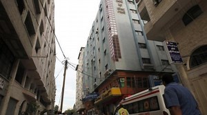 Gaza begins rebuilding as ceasefire holds