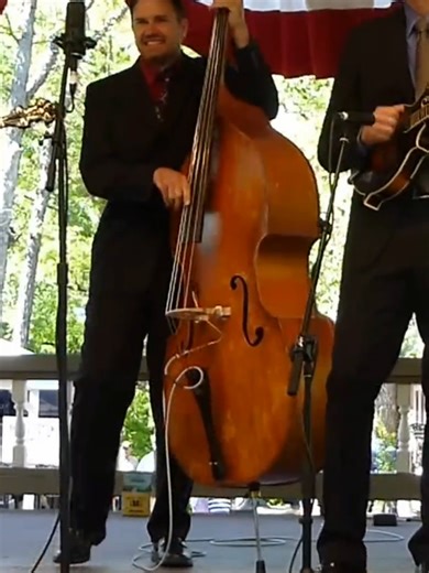 Black Eyed Suzie - A Bluegrass Classic at Silver Dollar City
