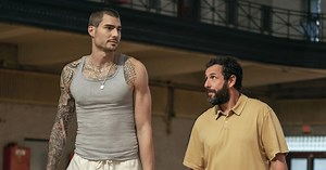 Qué dice la crítica de “Garra”, el drama deportivo de Adam Sandler en el que muestra una faceta diferente