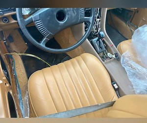 ….ein goldiger SLC in Arbeit #107 #mercedesfans #mercedesbenz #oldtimer #germancar #mb #500sl #560sl #classicmercedes #280sl #300sl #380sl #420sl #450sl #mercedes- #r107 #w107 #classic #mercedesclub #mercedeslovers #benzlife #mbclassic #restoration | Mercedes-Benz R/C 107 SL-Club Deutschland e.V.