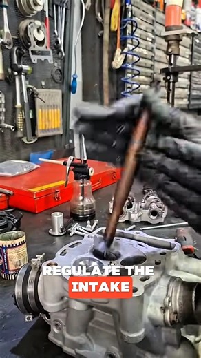 smoothing and leveling the valve seat using a valve umbrella #engineering #mechanic