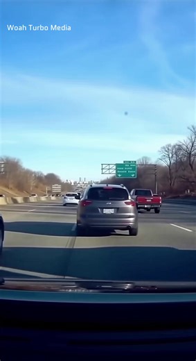 2.2K views · 15 reactions | Dashcam footage captured a terrifying...