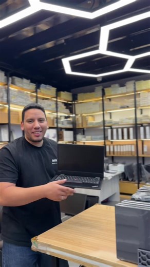 400 AED ONLY 😱💻 Lenovo L13 G2 ⚡ Core i3 11th Gen ⚡ 4GB RAM | 256GB SSD ⚡ 13.3” Slim & Fast 📦 Limited Stock – DM now! Contact information- 971545831089 #fyp #africa #viral #viralvideo #wholesale