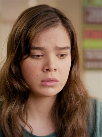 She Still Can’t Accept Her Best Friend Dating Her Brother【The Edge of Seventeen】