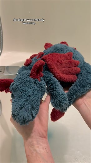 Dani Squish on Instagram: "Let restore a well loved Dexter the dragon jellycat to use as a base for my next custom 🖤🐉 #jellycat #jellycatdragon #dragon #diy #custom @jellycat @jellyfriends"