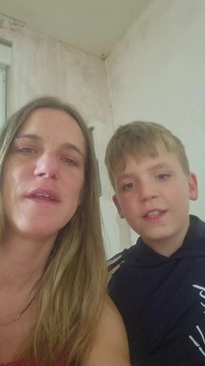 Vidéos de mère et fils (@mere_et_fils0816) avec son original - Fęr Hät