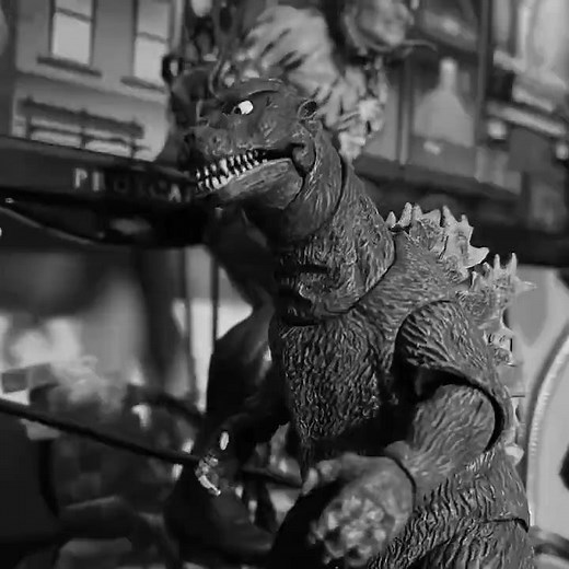 King Kong (1933) VS Godzilla (1954) in stop motion
