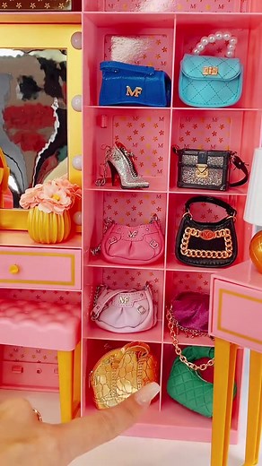 Adding to cart for all my mini needs 😮‍💨✨ #minibrands #minifashion #minifashionwardrobe #minihandsbags #mini #miniature #minifashionseries2 #minibrandsopening #miniverse #zurutoys #fashion #miniaccessories