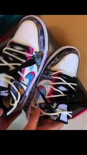 Hand-painted Nike Dunk Custom 🧪 Brain Kicks Lab #shorts #sneakers