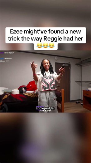 Ezee gotta a new trick at streamer university 🤪 #ezee #streameruniversity #shorts