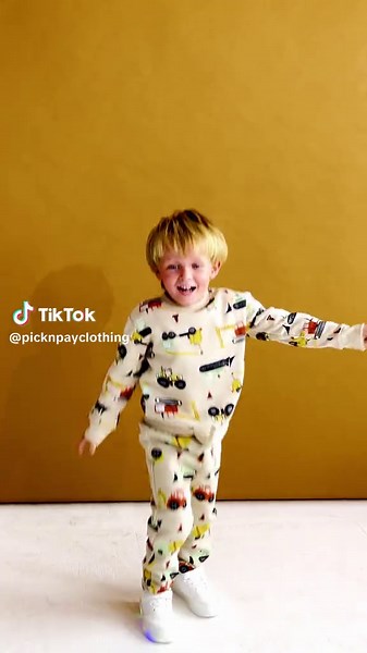 Stylish Fleece Outfits for Trendy Kids