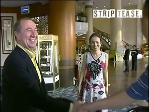 37K views · 135 reactions | Des français ont investi en Chine pour faire du vin... mauvais et se font entourlouper. Leur investisseuse Chinoise a viré leur oenologue pour reprendre la main sur l'entreprise. Quand les investisseurs français reviennent au QG, l'ambiance chez les investisseurs est instable...#StripTease #emission #divertissement #watch | STRIP TEASE Officiel | Facebook