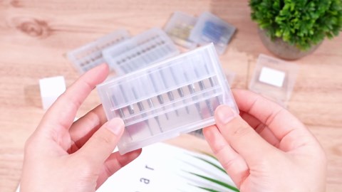 80 Pcs End Mills CNC Router Bits, 1/8" Shank CNC Cutter Milling Carving Bit Set Including 2-Flute Flat Nose and Ball Nose Milling Bits, Nano Blue Coat and Titanium Coat CNC Kit