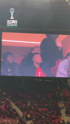 ‎ערוץ הספורט‎ on Instagram‎: "קיליאן אמבפה טס לאליפות אפריקה לצפות בחברו הטוב, אשרף חכימי, במשחק בין מרוקו למאלי"‎