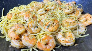 35K views · 1.7K reactions | Tallarines con Camarones. | Cocina Facilito Con Isabel | Facebook