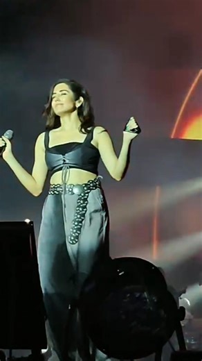 Bhuvanesh S on Instagram: "Glimpses from @jonitamusic's performance at Satyabhama University ❤️😍 #JonitaGandhi"